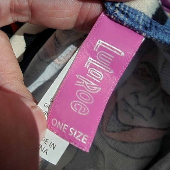 Lularoe One Size OS Halloween Dracula Vampire Legging October Spooky Blue EUC - Picture 4 of 5